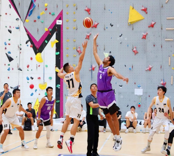 太阳险胜雄鹿！3人优秀5人及格，2人低迷